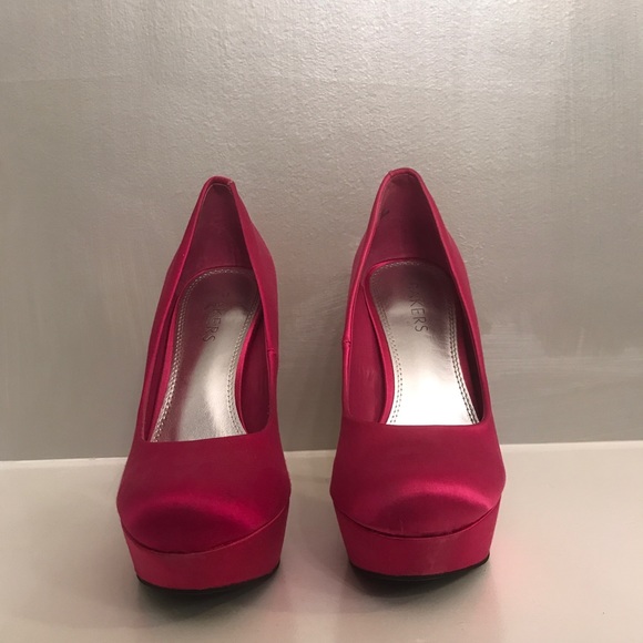 Pumps - Picture 4 of 4